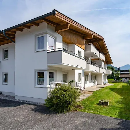 Centrally Located With Sauna Near Kaprun 아파트 *